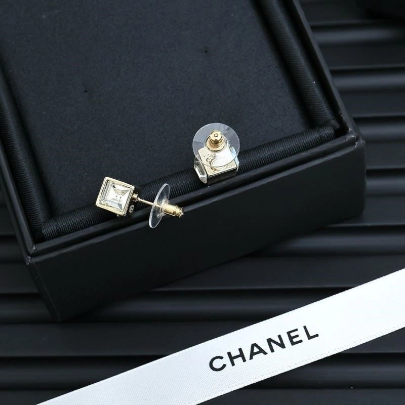 WrinkleFree Chanel Earrings 225304