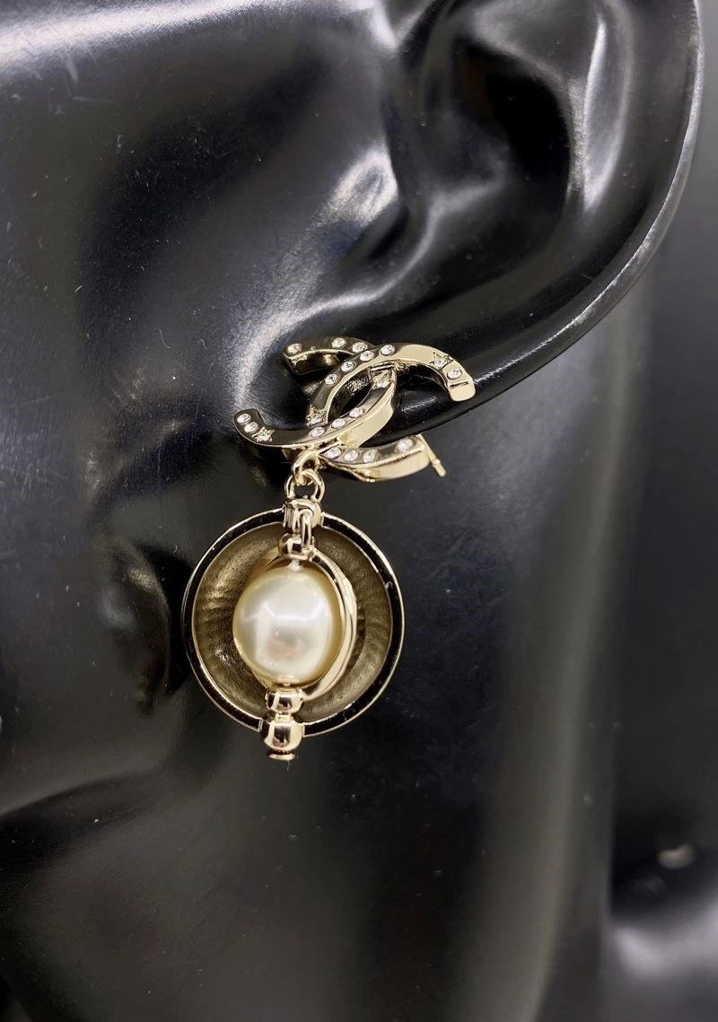Functional Chanel Earrings 225286