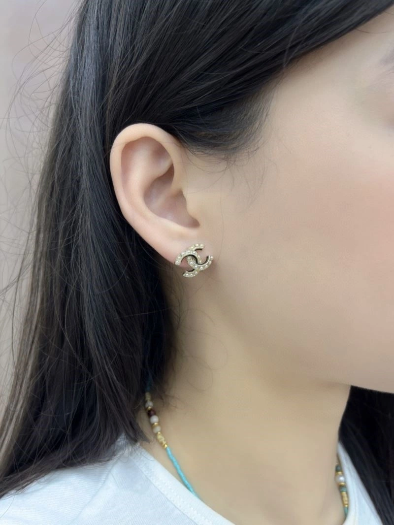 WellDesigned Chanel Earrings 225256