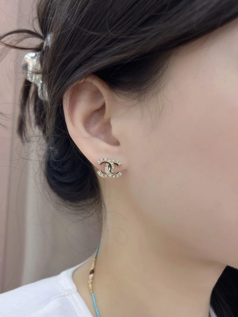 WellDesigned Chanel Earrings 225256