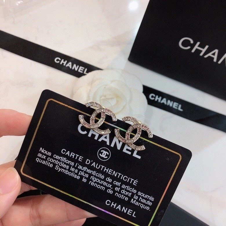Chanel Earrings SmoothTexture 225252