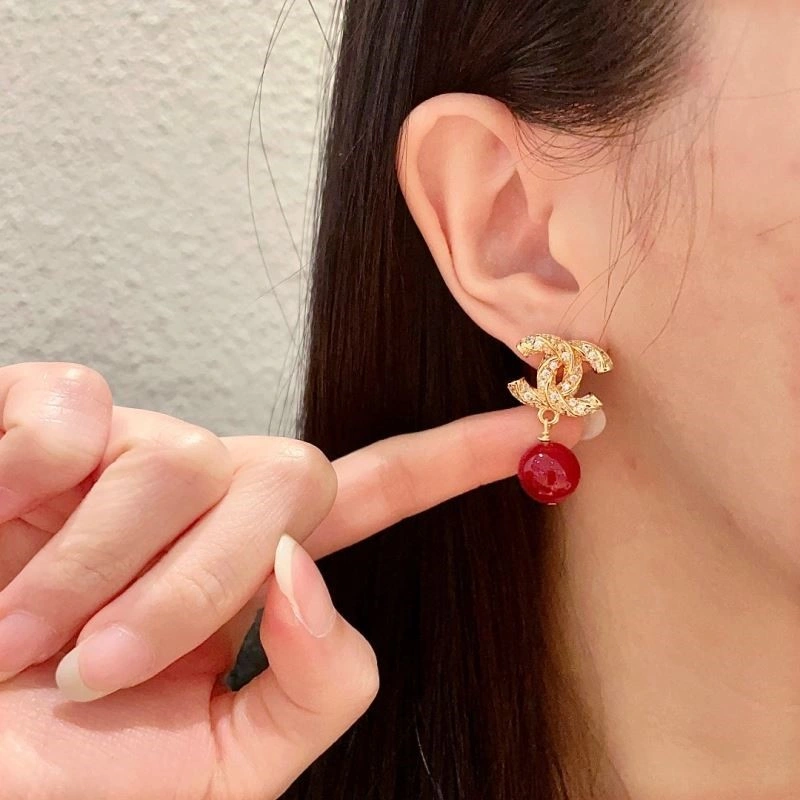 Chanel Earrings Packable 225229