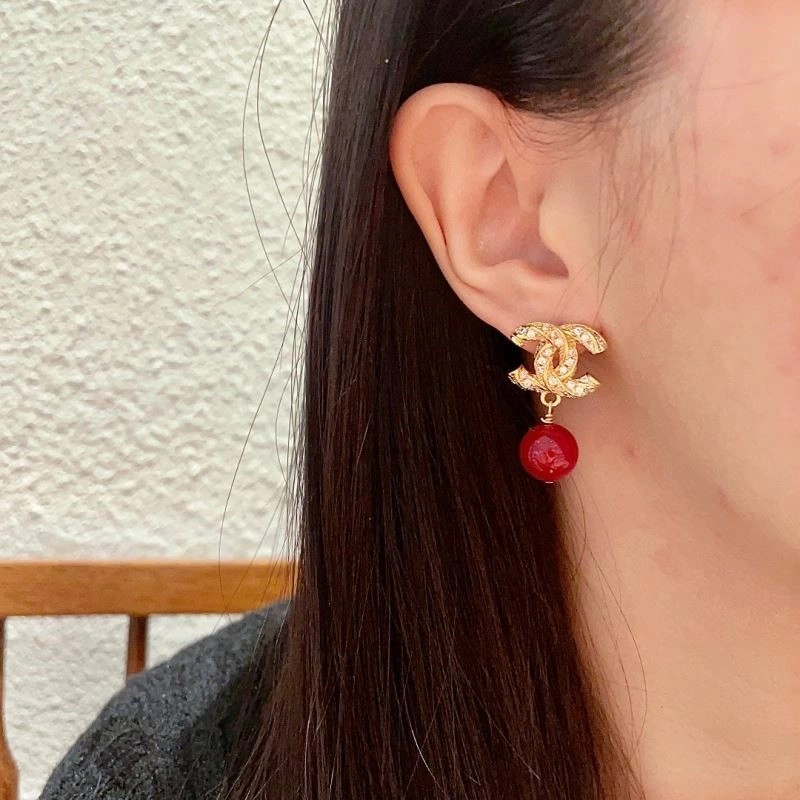 Chanel Earrings Packable 225229