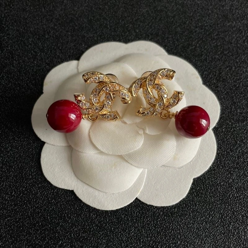 Chanel Earrings Packable 225229