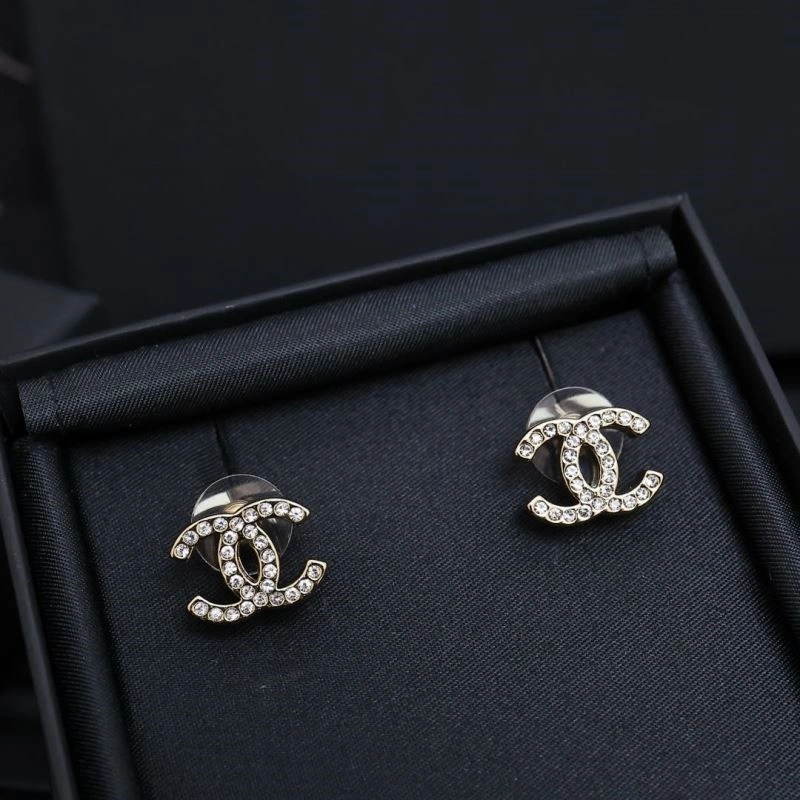 Chanel Earrings Flexible 225230