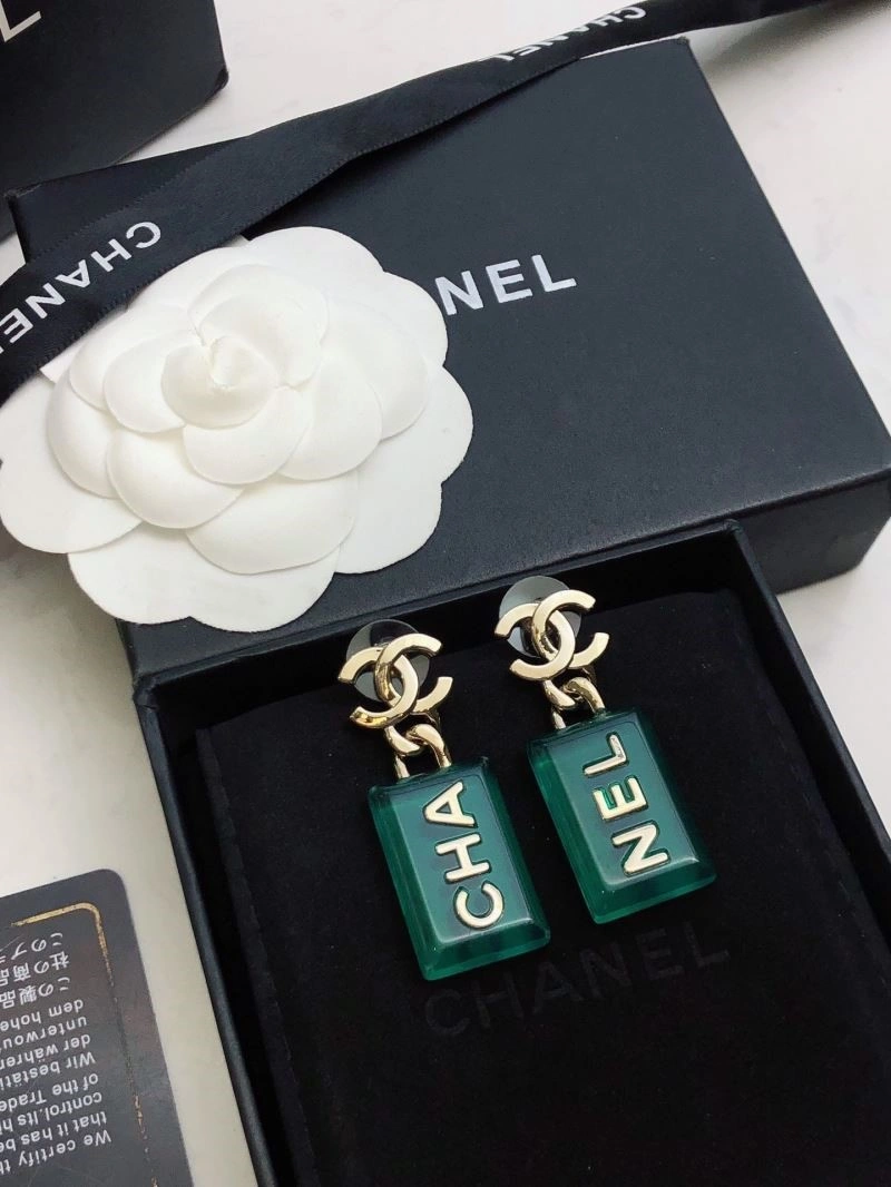 Affordable Chanel Earrings 225228
