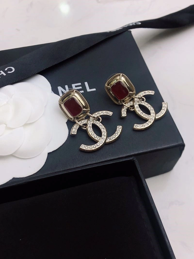Refined Chanel Earrings 225213