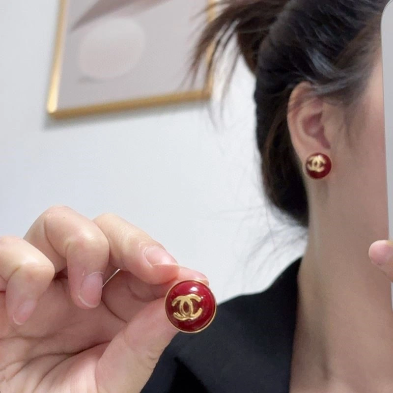 Trendsetting Chanel Earrings 225210