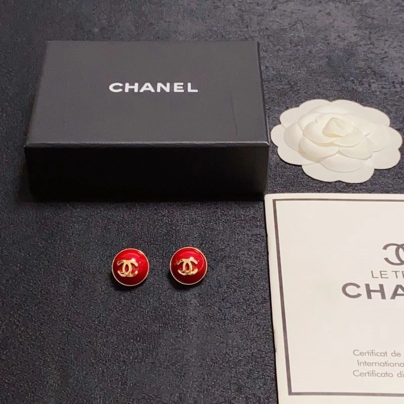Trendsetting Chanel Earrings 225210
