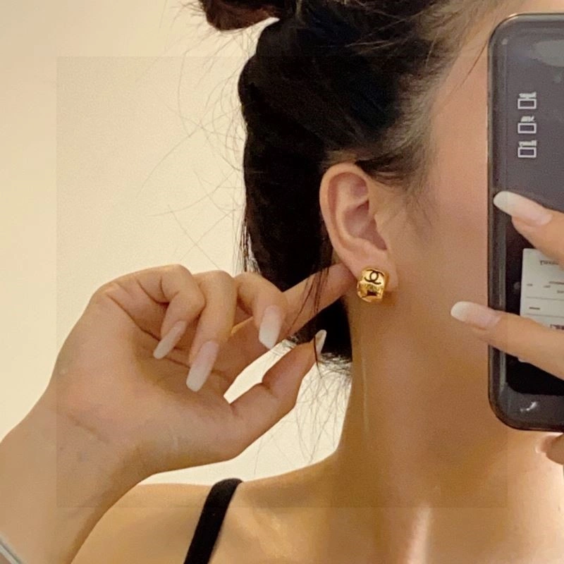 FreshLook Chanel Earrings 225209