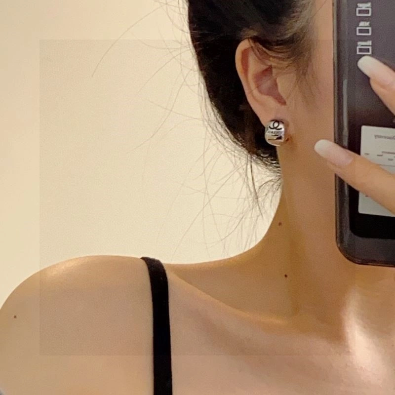 FreshLook Chanel Earrings 225209