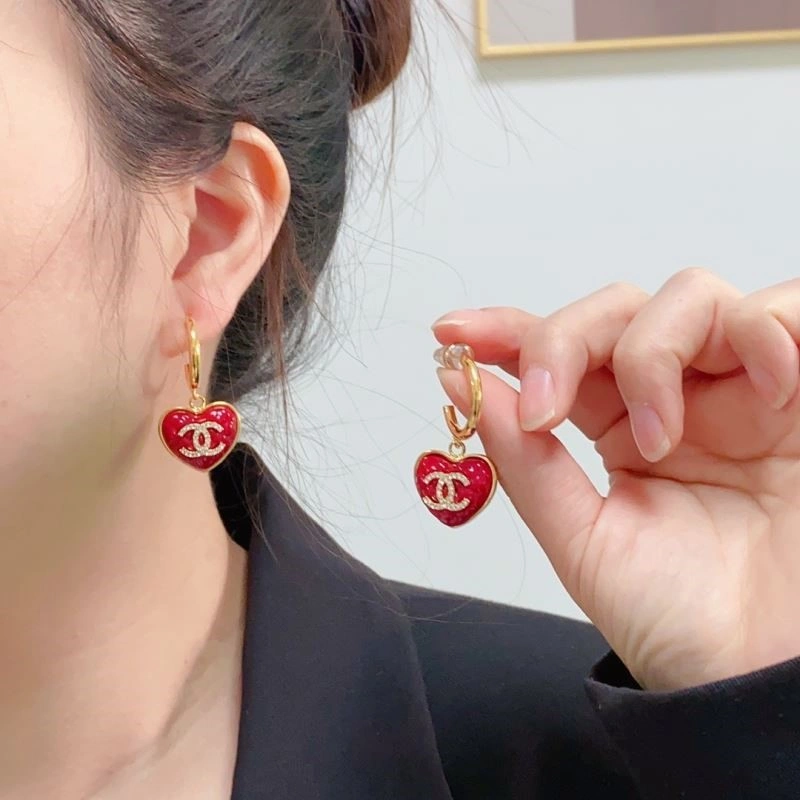 Supportive Chanel Earrings 225205