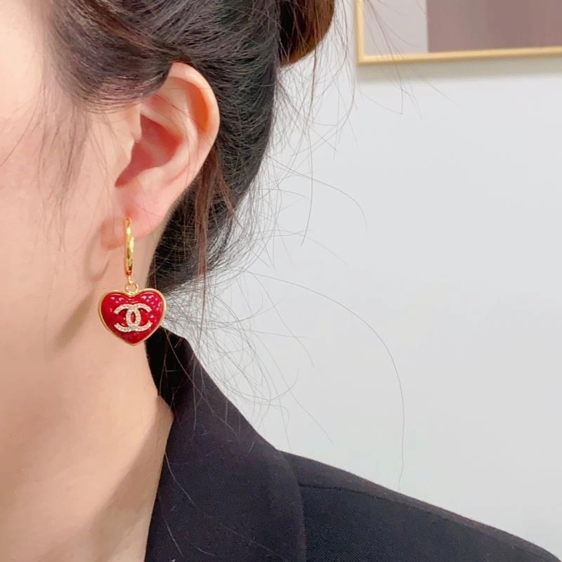 Supportive Chanel Earrings 225205