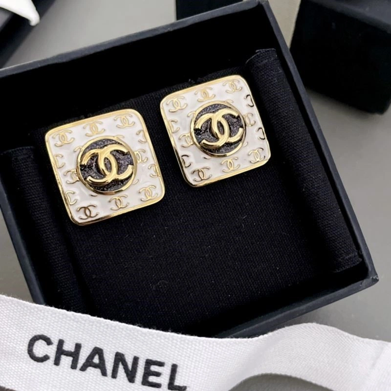 Vibrant Chanel Earrings 225206