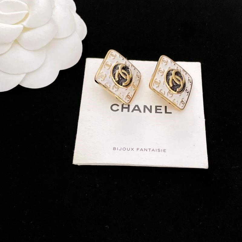 Vibrant Chanel Earrings 225206