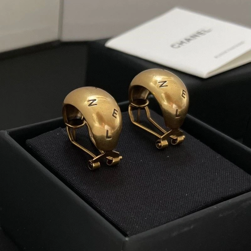 Chanel Earrings ZipUp 225191