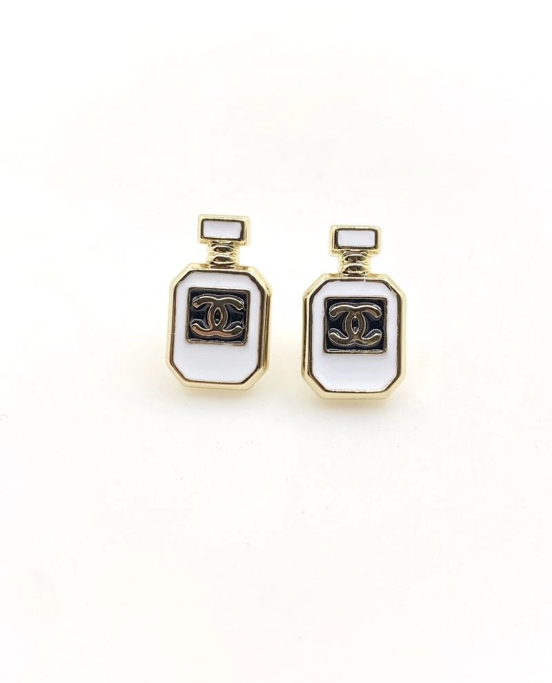 Chanel Earrings Versatile 225164