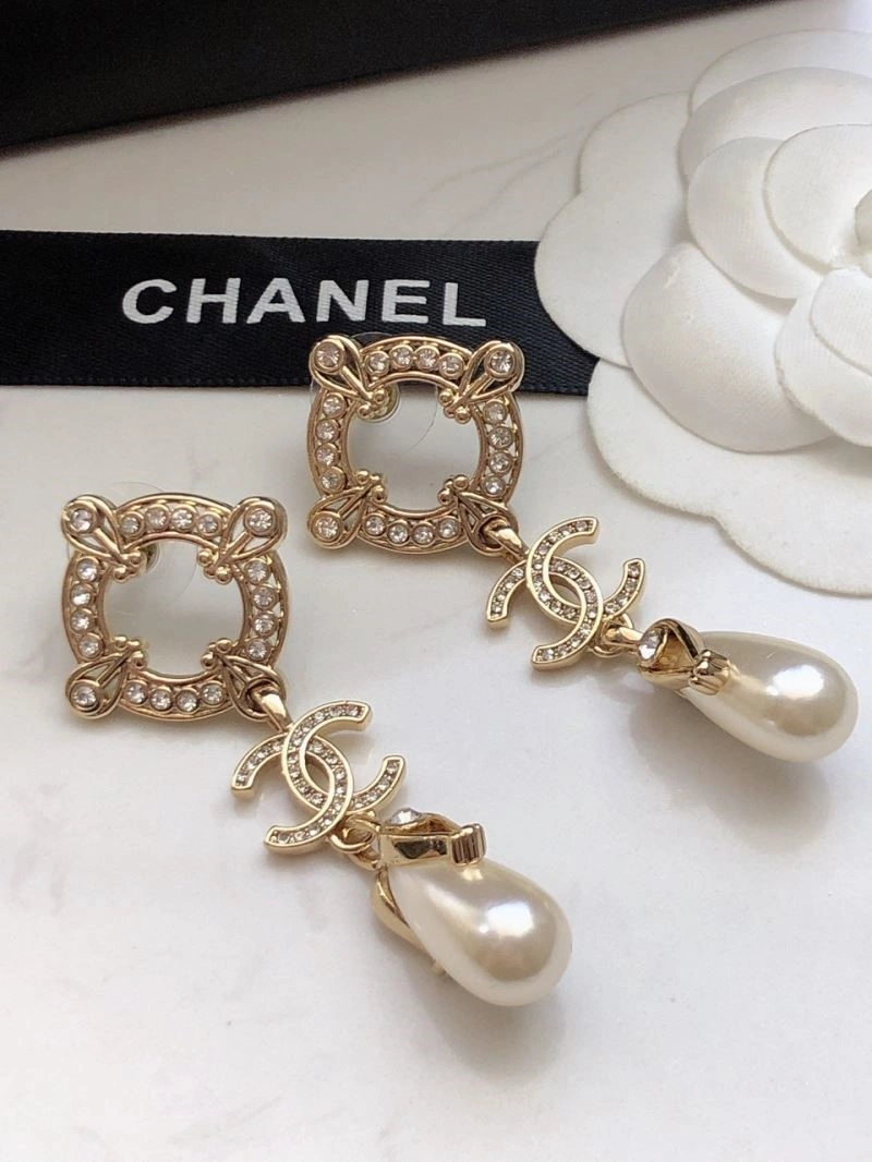 Tailored Chanel Earrings 225158