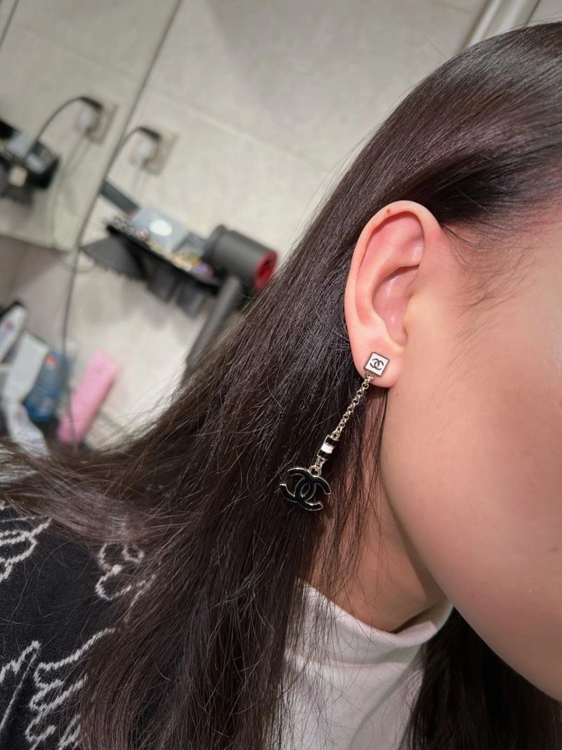 Chanel Earrings Reliable 225156