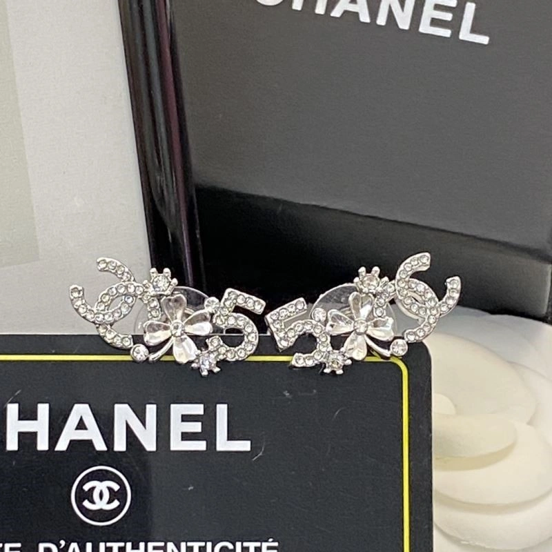 Chanel Earrings Functional 225137