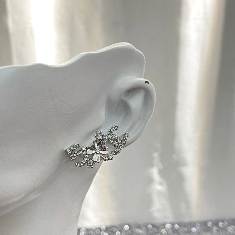 Chanel Earrings Functional 225137