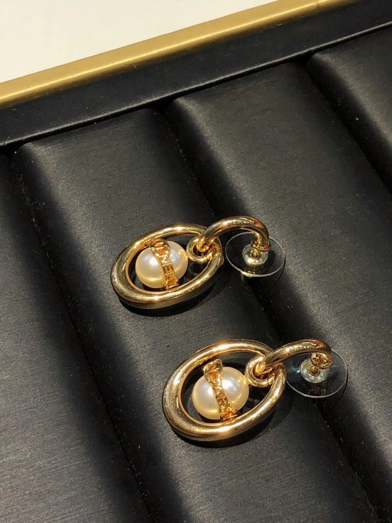 Chanel Earrings Versatile 225154