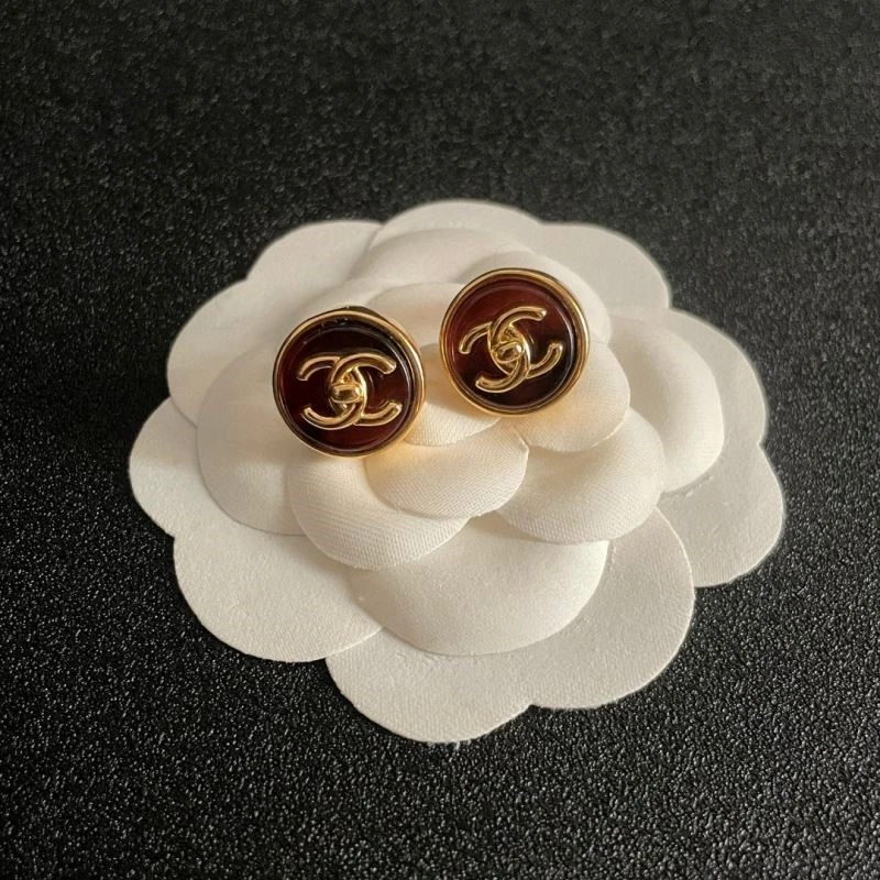 Sustainable Chanel Earrings 225102