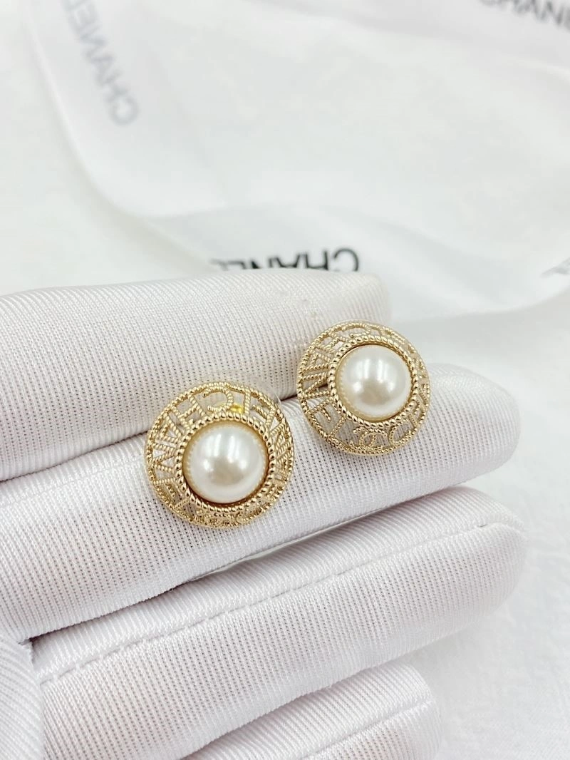 Chanel Earrings MultiPurpose 225100