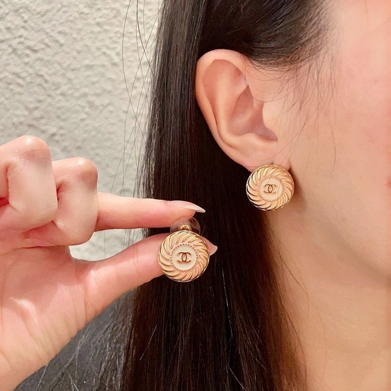 Chanel Earrings StreetReady 225084