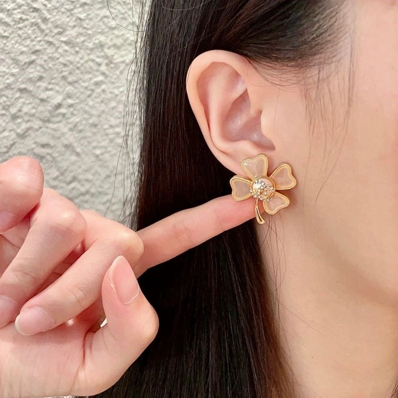 Versatile Chanel Earrings 225090