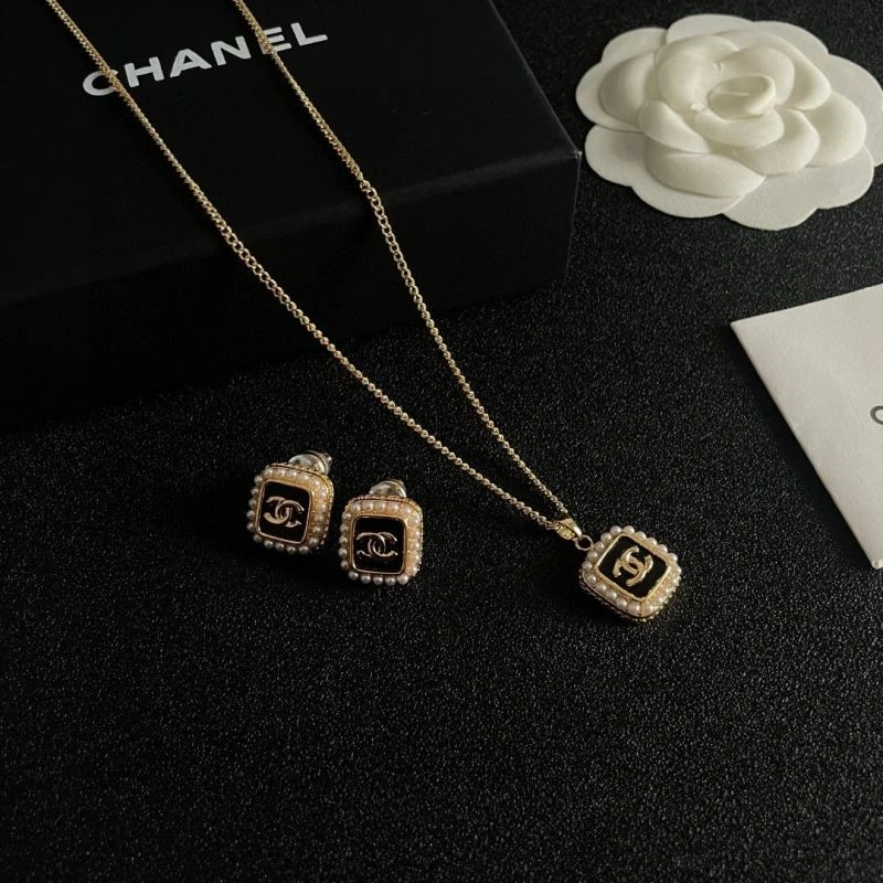 Chanel Earrings Efficient 225099