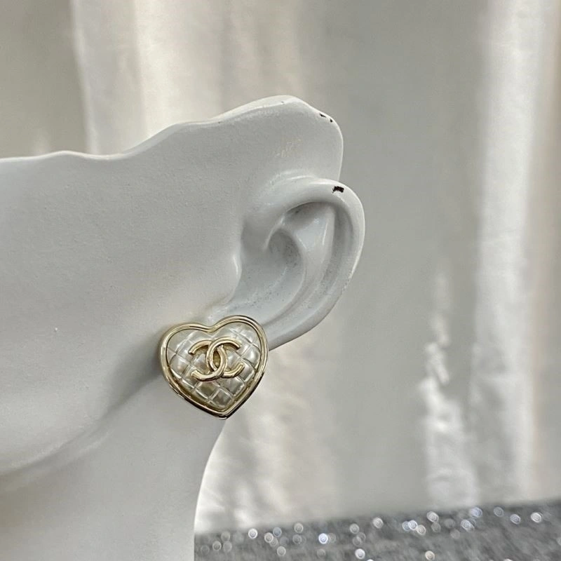 Chanel Earrings Flexible 225117