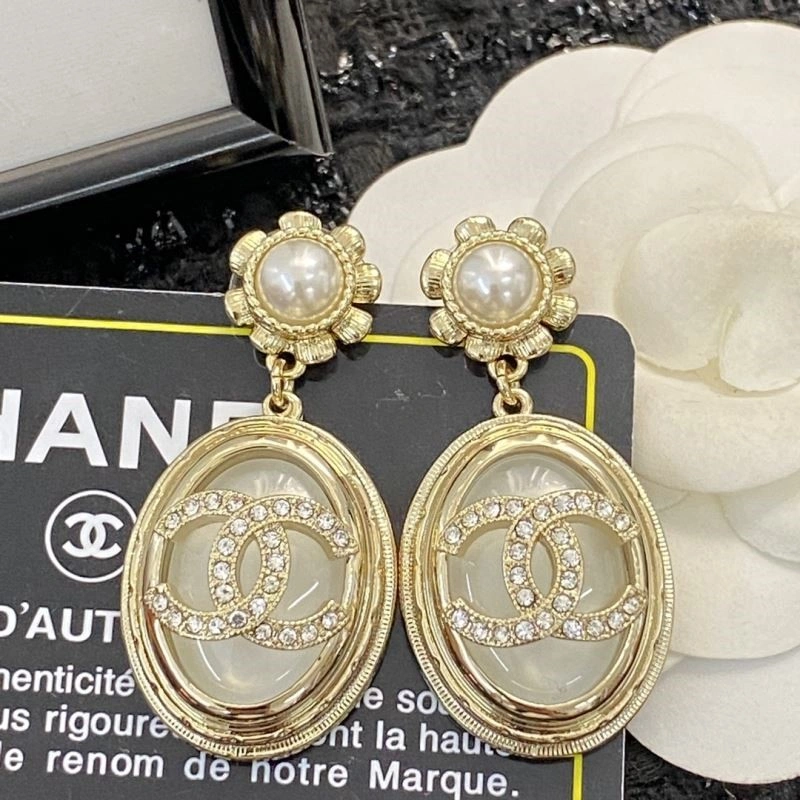Chanel Earrings Lightweight 225082
