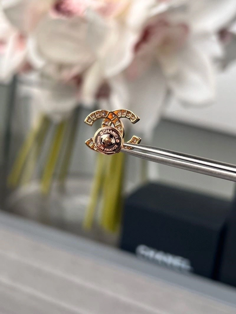Chanel Earrings Lightweight 225076