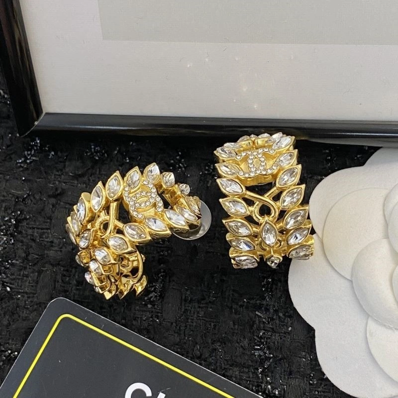 Chanel Earrings StreetReady 225070