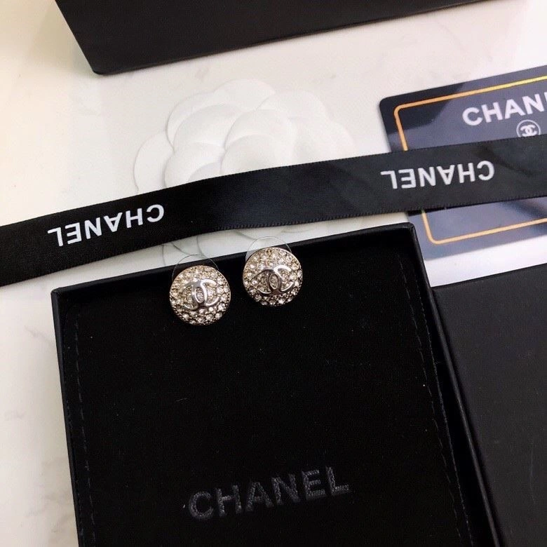 Compact Chanel Earrings 225066