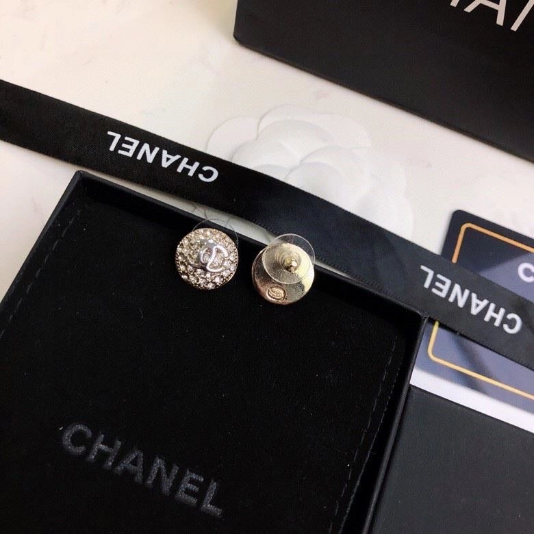 Compact Chanel Earrings 225066