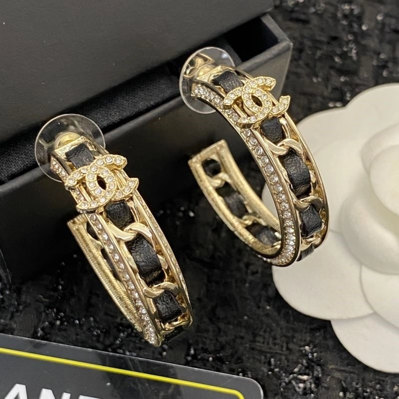 Chanel Earrings Sporty 225069