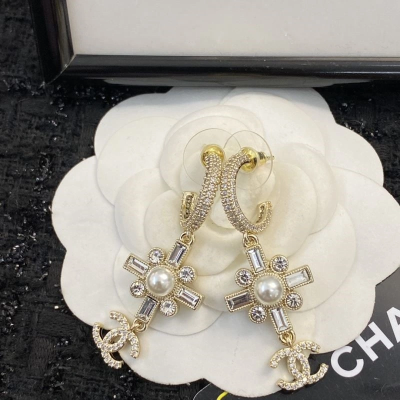 Chanel Earrings GoAnywhere 225050