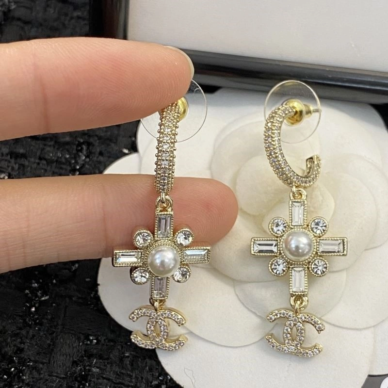 Chanel Earrings GoAnywhere 225050