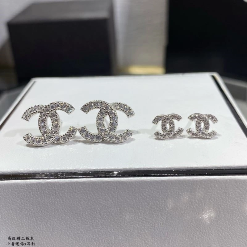 Snug Chanel Earrings 225039