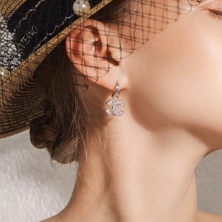 Chanel Earrings Packable 225058
