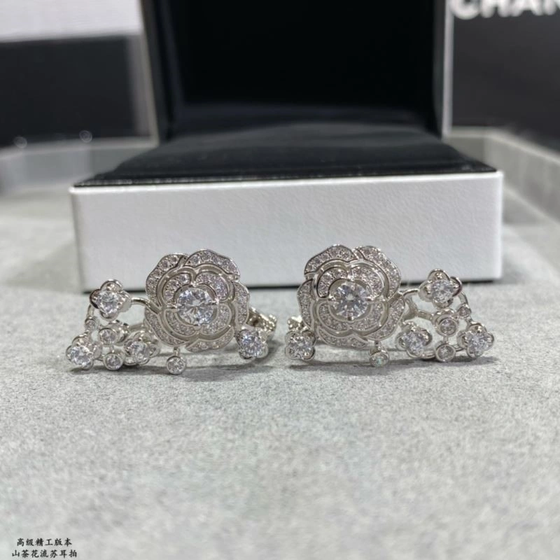 Chanel Earrings Compact 225044
