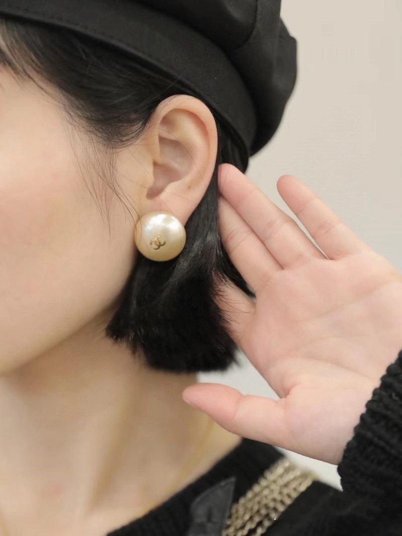 Cozy Chanel Earrings 225048