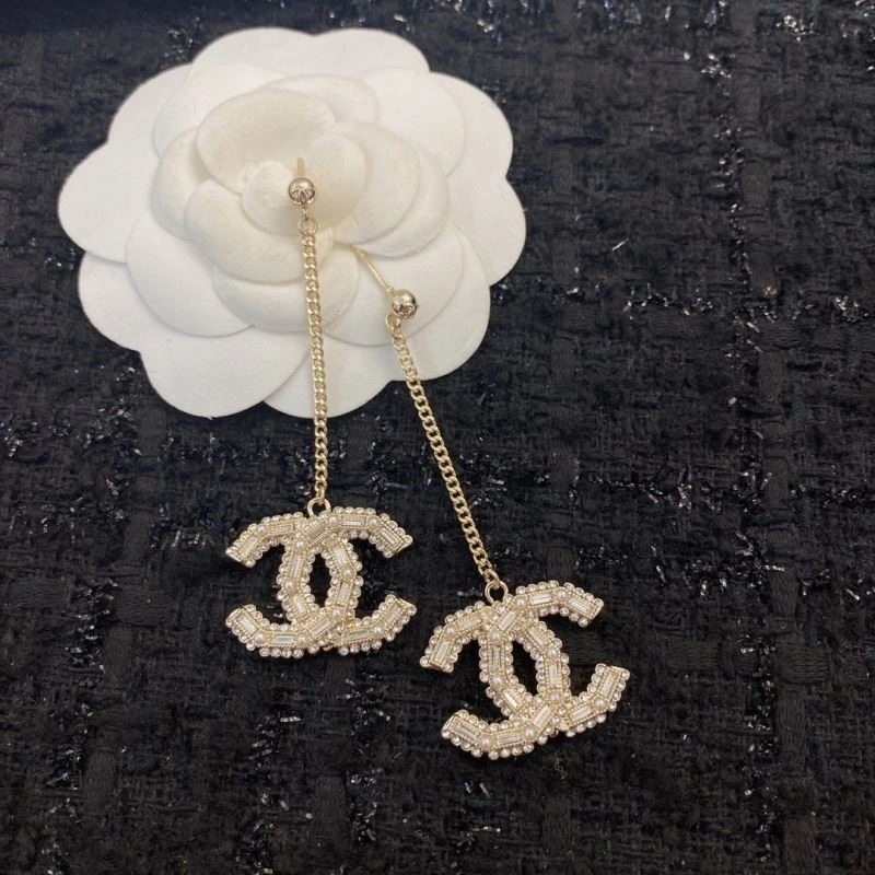 Durable Chanel Earrings 225038