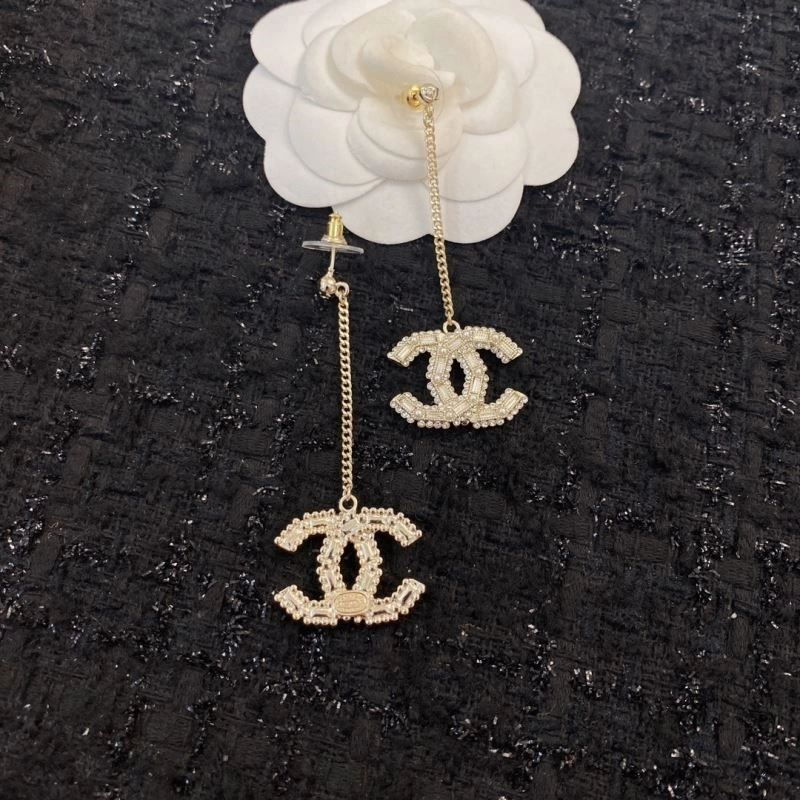 Durable Chanel Earrings 225038
