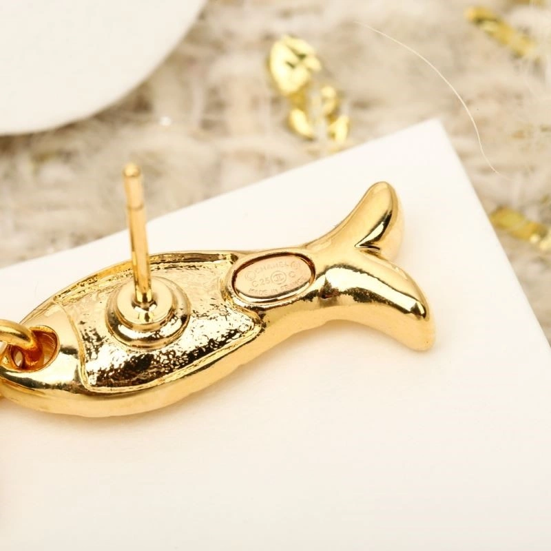 Chic Chanel Earrings 225037