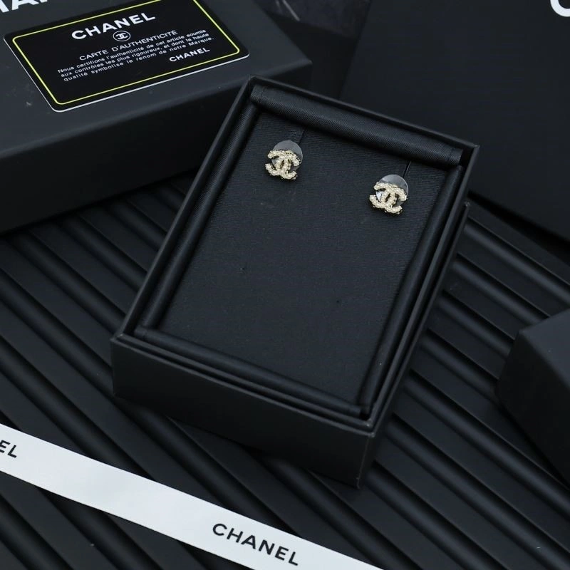 UrbanChic Chanel Earrings 225015