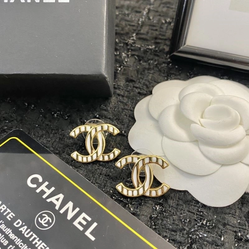 MoistureWicking Chanel Earrings 225017