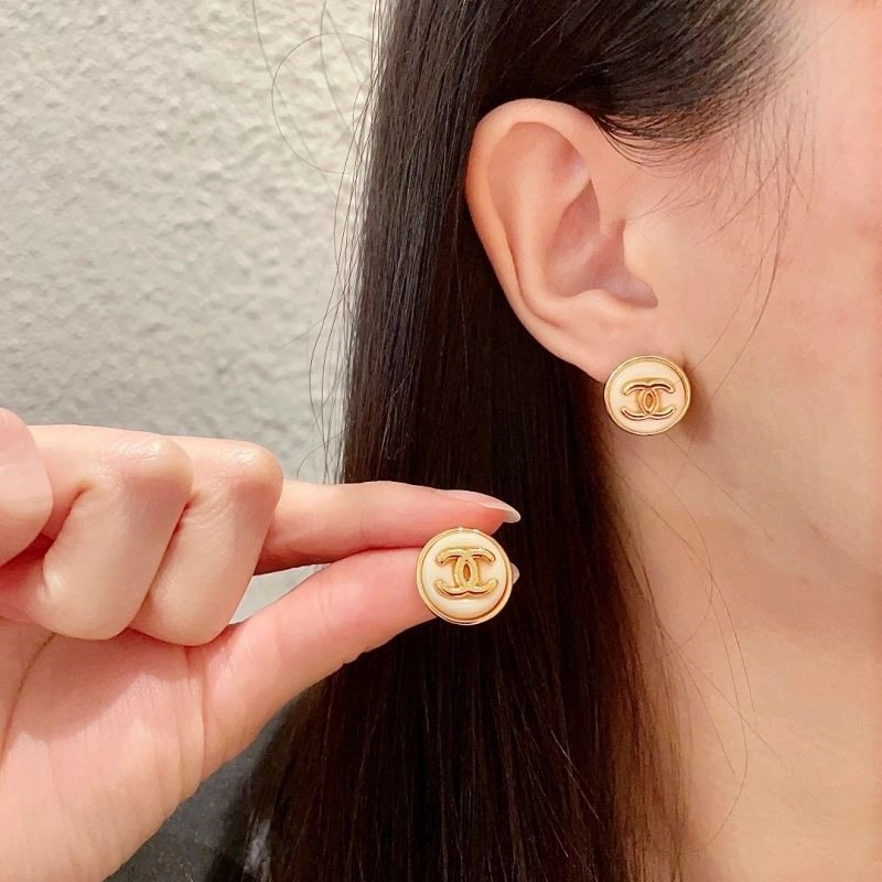 Vibrant Chanel Earrings 225012